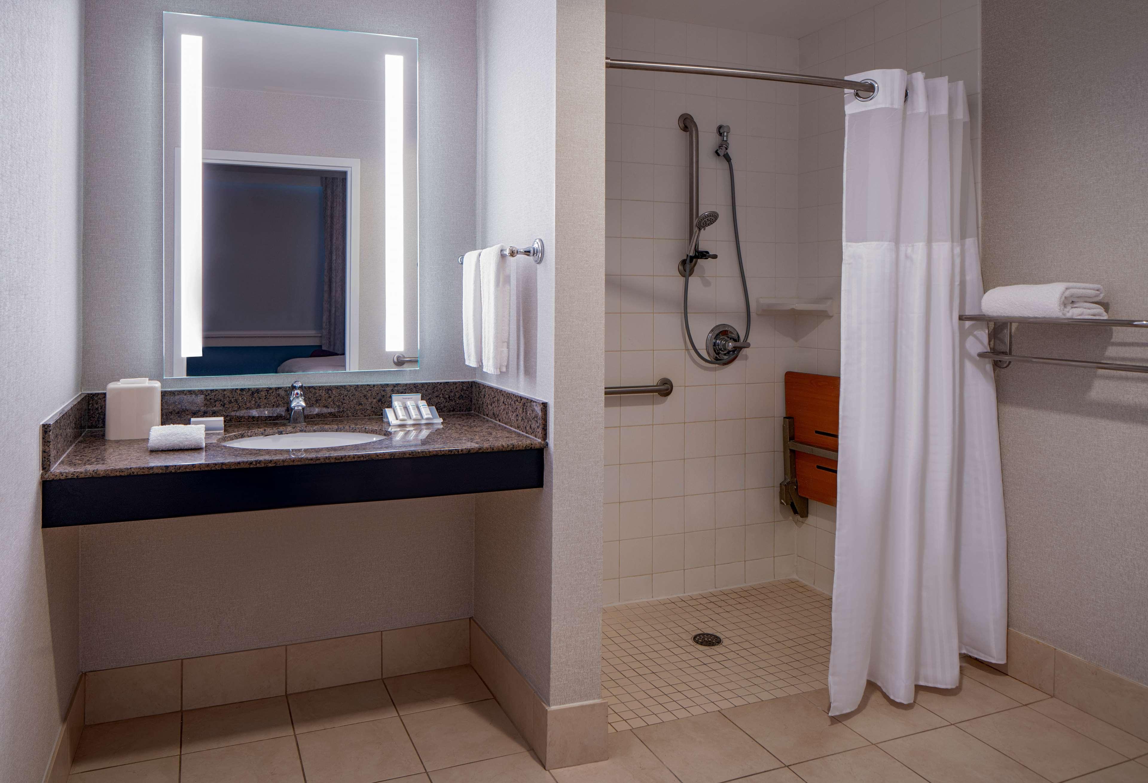 Hilton Garden Inn Jackson Downtown Buitenkant foto